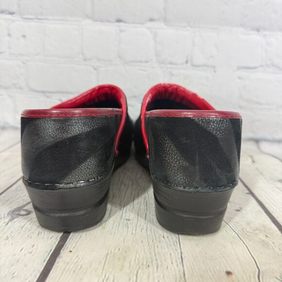 Sanita Clog Women Size 8.5-9 US 39 EU Black Red Zabra Slip On Comfort Nurse Shoe - Picture 5 of 13
